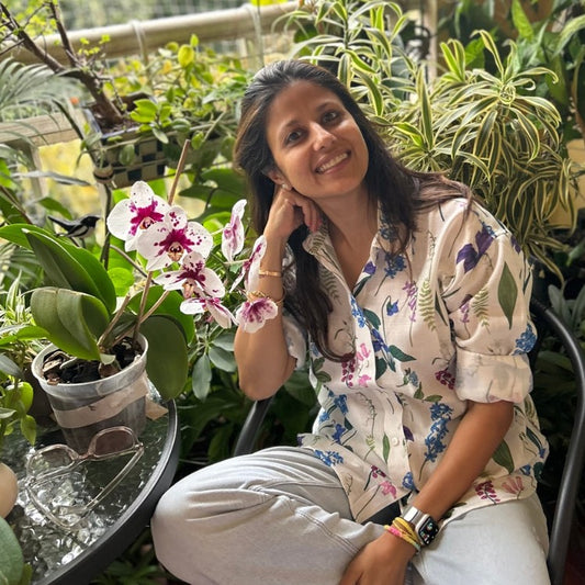 Dark white oversized floral print linen shirt for women